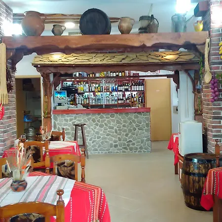 Sunny Ξενοδοχείο με διαμερίσματα 3*