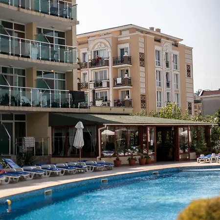 Sunny Νεσέμπαρ