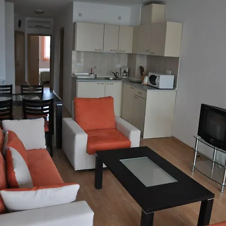 Ξενοδοχείο με διαμερίσματα Sunny