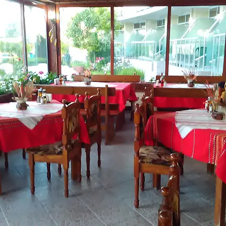 Sunny Apartahotel