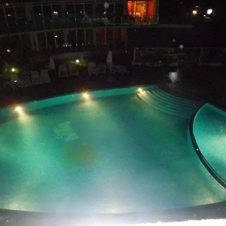 Sunny Апарт-отель 3*