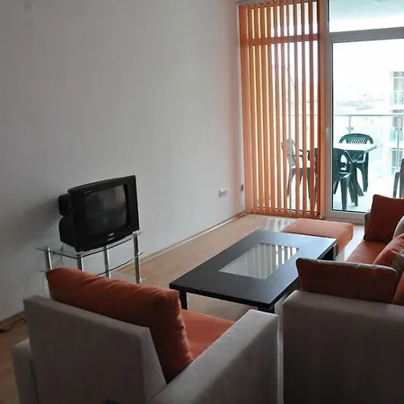 Sunny Aparthotel